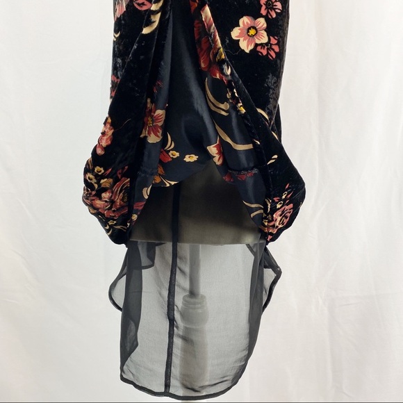 Daniel Rain Top Sleeveless Velvet Semi Sheer - Picture 5 of 7